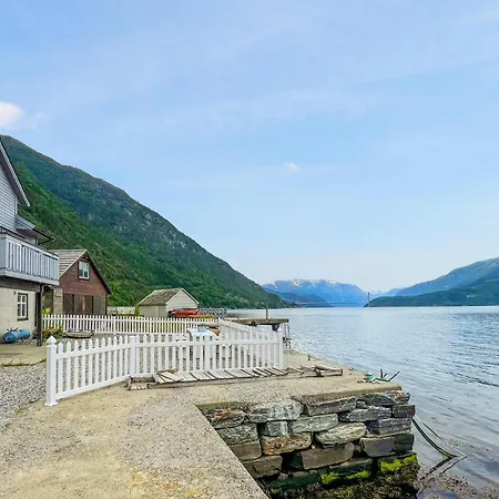 Stunning In Vallavik With Wifi Nyaraló