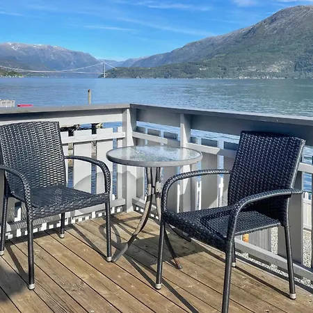 Stunning In Vallavik With Wifi Nyaraló Djønno